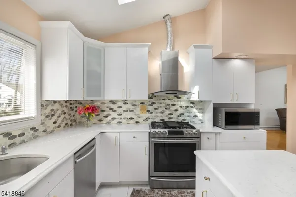 $1,089,000 | 81 Hastings Avenue, Nutley, NJ 07110