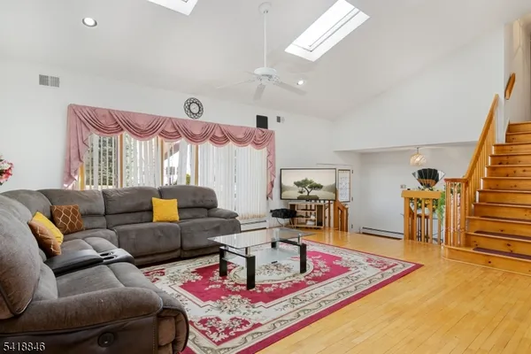 $1,089,000 | 81 Hastings Avenue, Nutley, NJ 07110