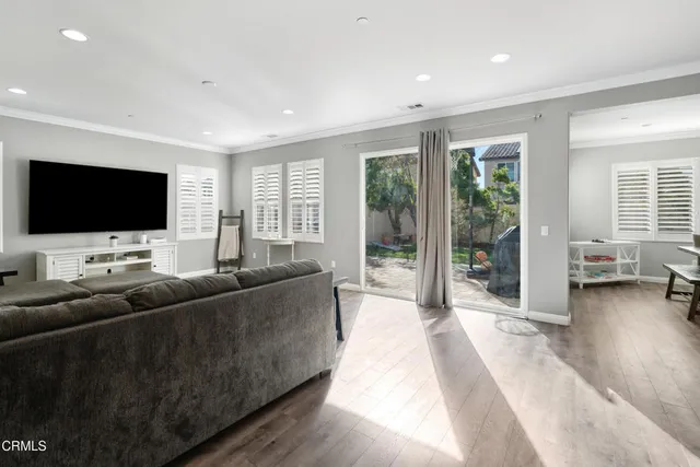 $939,900 | 668 Whalen Way, Oxnard, CA 93036