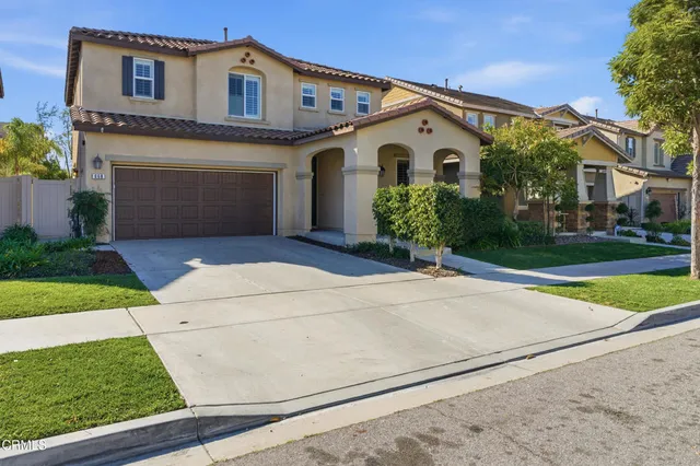 $939,900 | 668 Whalen Way, Oxnard, CA 93036
