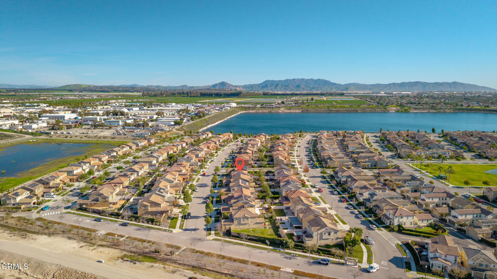 668 Whalen Way Oxnard, CA 93036 - Photo 49 of 57 a view of city and ocean