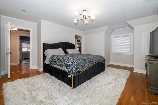 $1,150,000 | 18 Bailey Place, New Rochelle, NY 10801