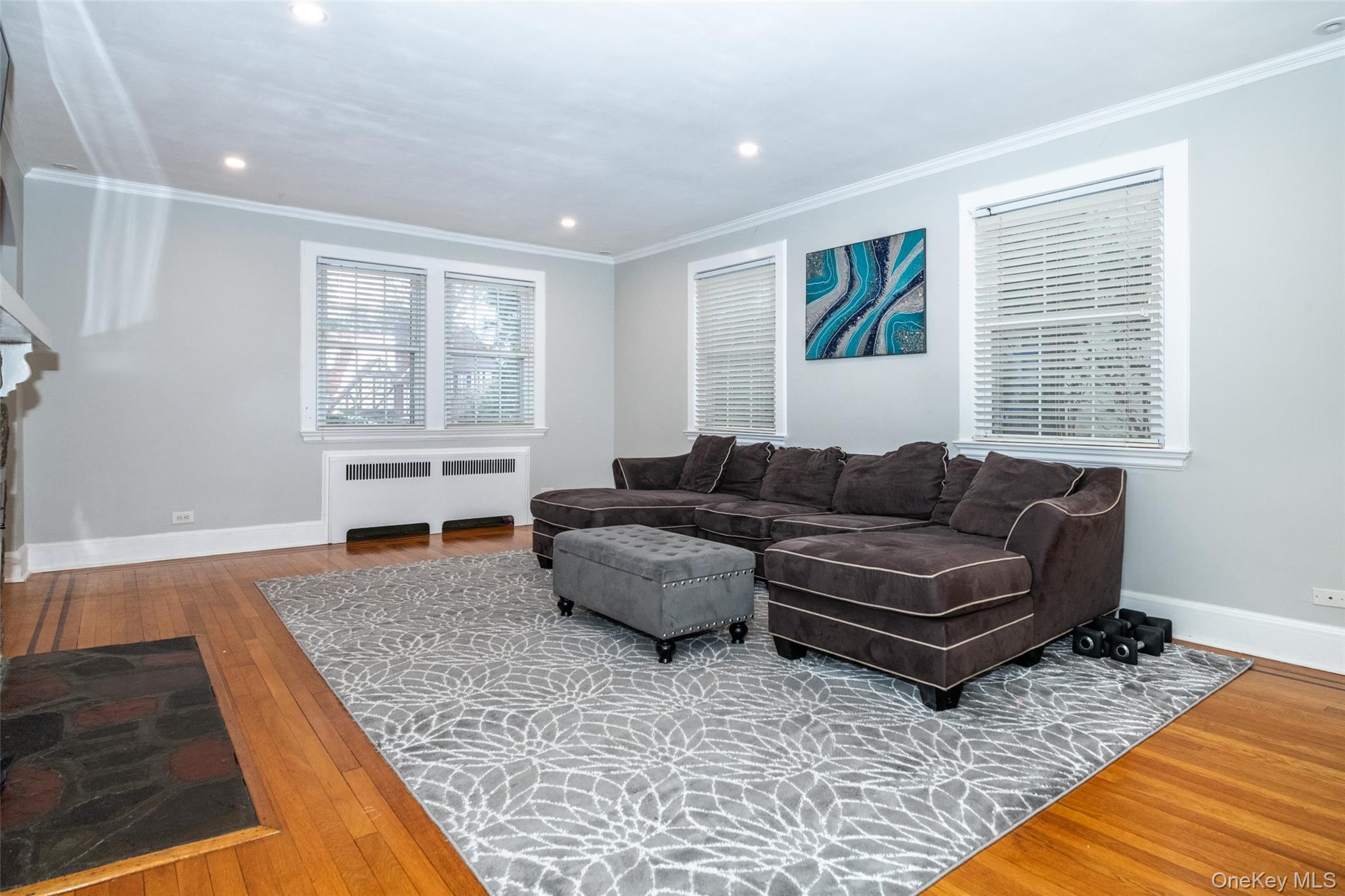 18 Bailey Place New Rochelle, NY 10801 - Photo 9 of 24