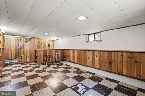 $500,000 | 909 First Street, Rockville, MD 20850