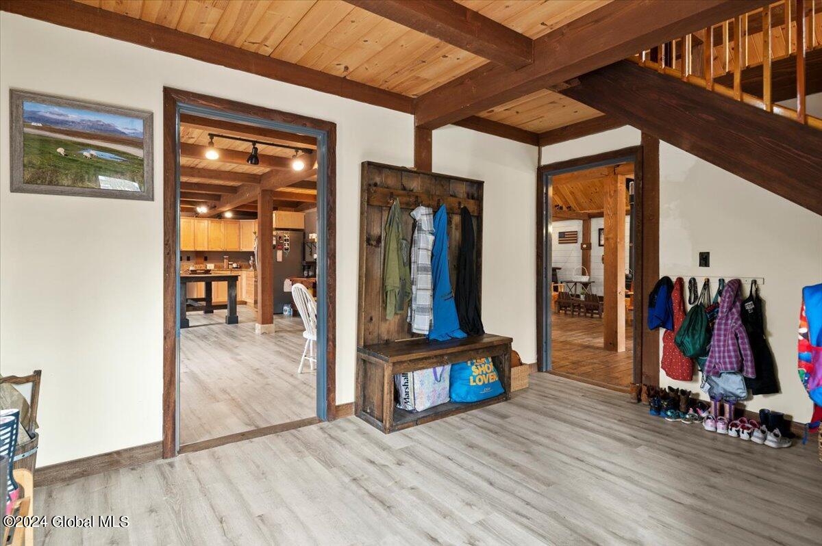 522 Starr Road Coeymans, NY 12143 - Photo 5 of 53 21-FJD_7249