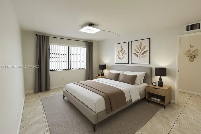 $2,000 | 1335 West 68th Street, Unit 106, Hialeah, FL 33014