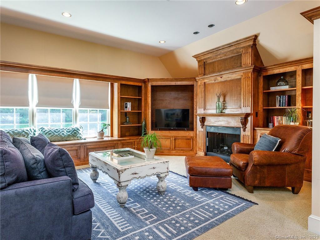 160 A North Street Roxbury, CT 06783 - Photo 3 of 14