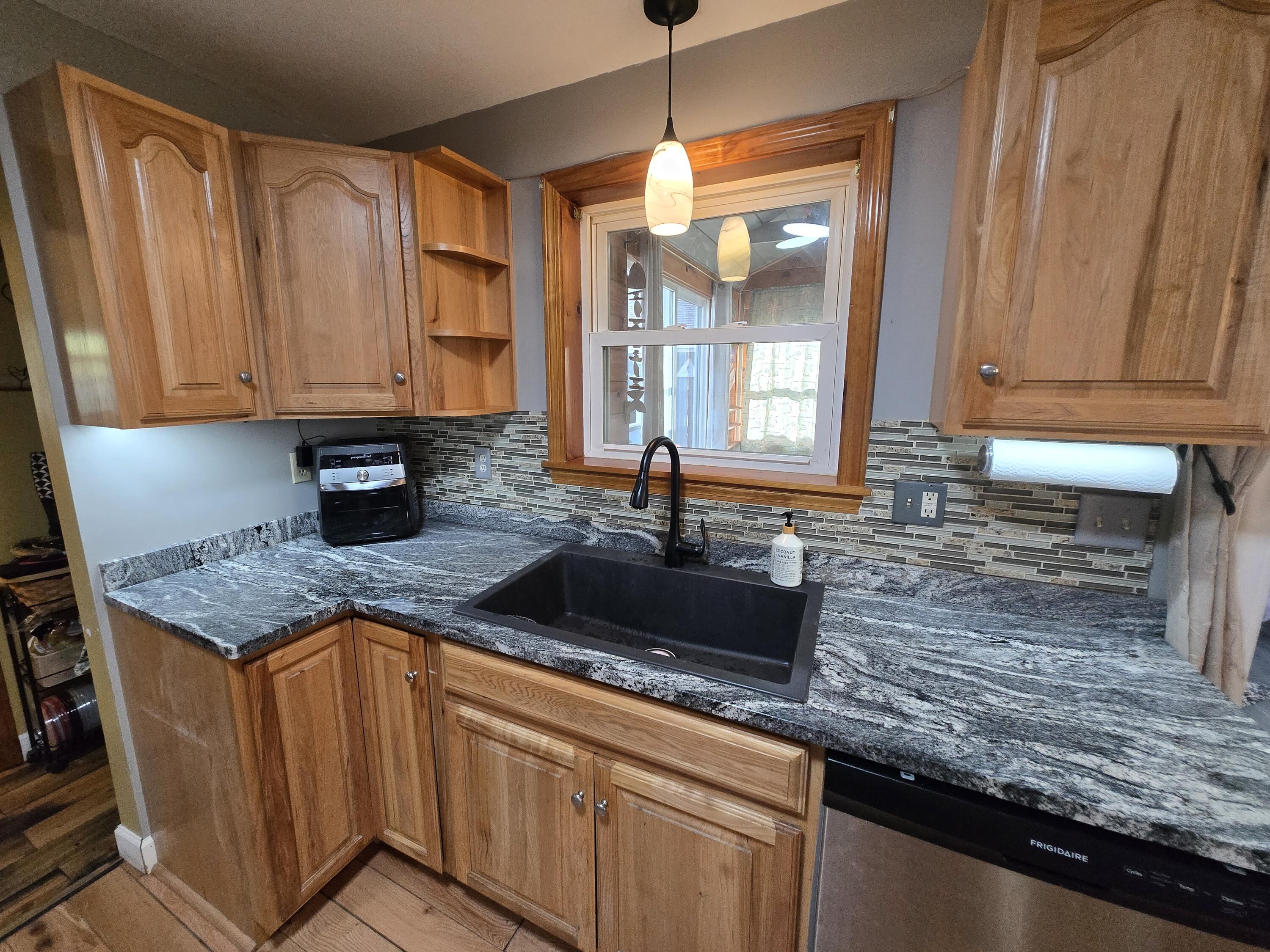 16 Kyle Street Brunswick, ME 04011 - Photo 11 of 35 Kitchen