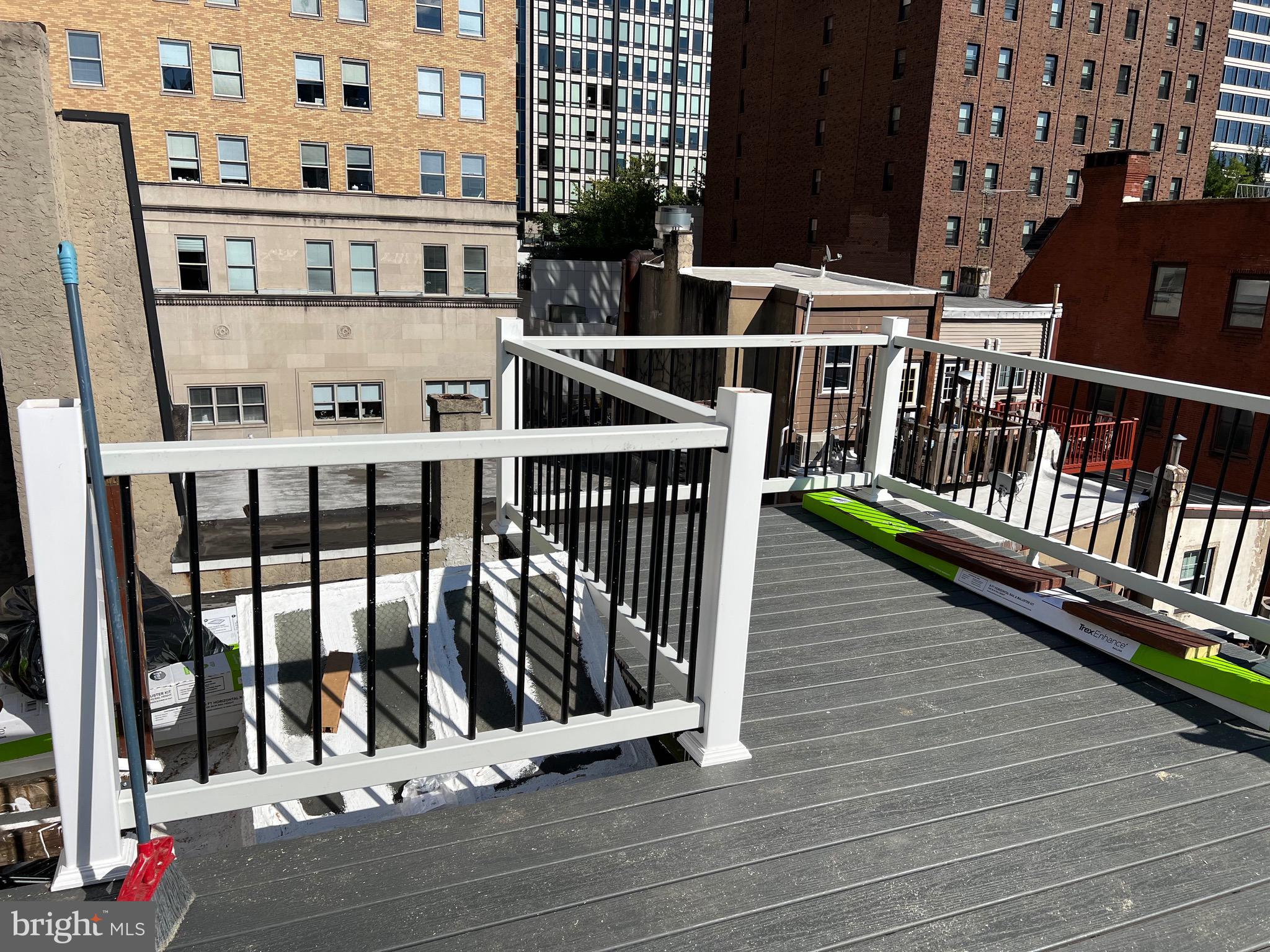 2008 Chestnut Street, Unit 4 Philadelphia, PA 19103 - Photo 1 of 20