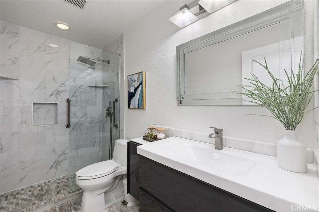 3184 Harbor Ridge Lane San Diego, CA 92103 - Photo 34 of 42