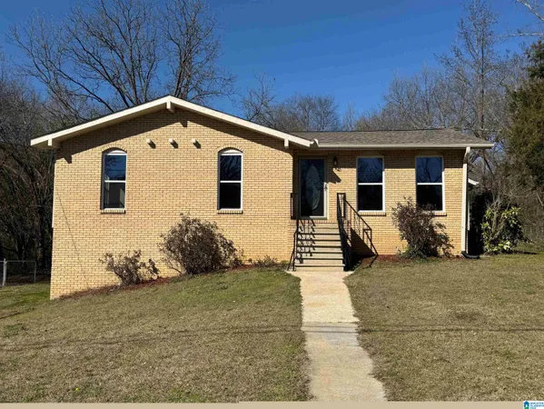 $230,000 | 1004 Sandy Brook Circle, Birmingham, AL 35214