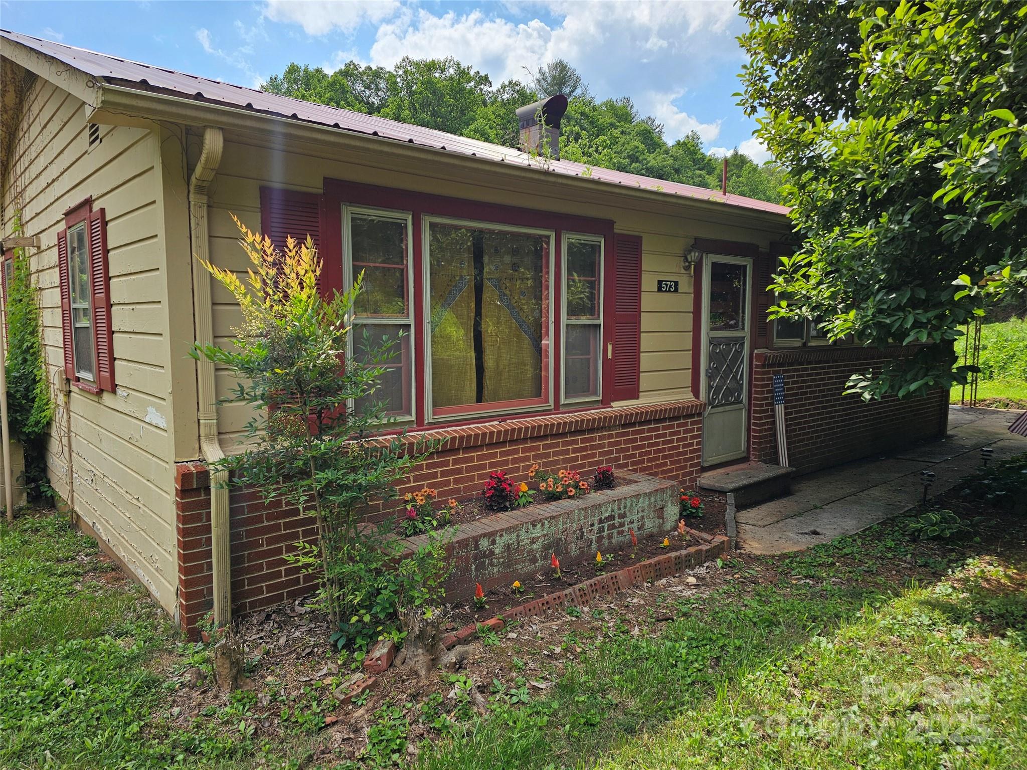 573 Uptons Landing Road, Unit 79 Marion, NC 28752 - Photo 3 of 32