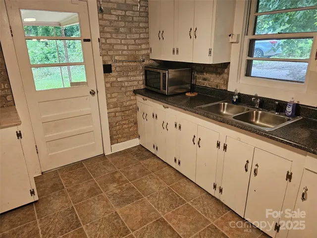 $233,900 | 573 Uptons Landing Road, Unit 79, Marion, NC 28752