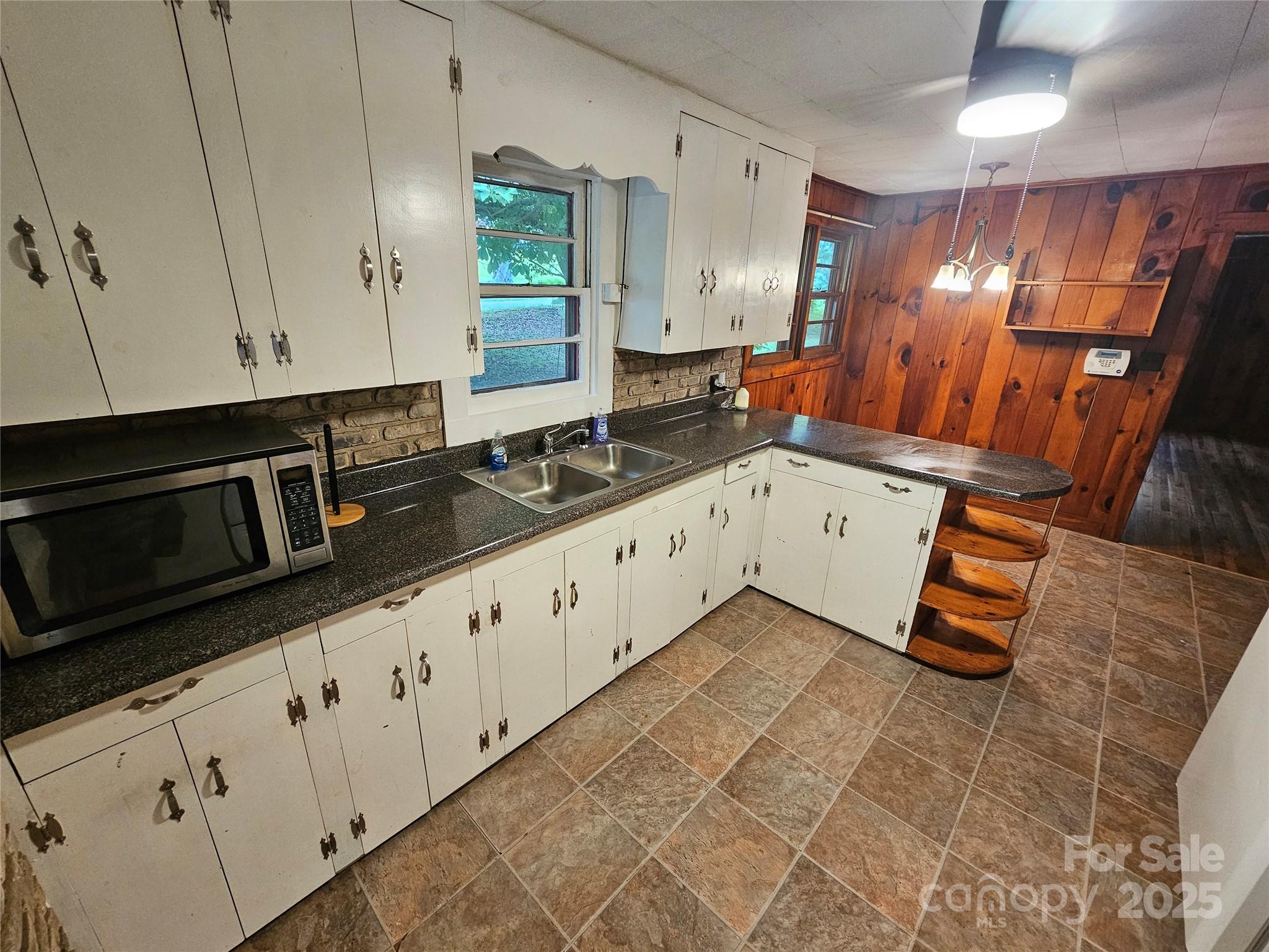 573 Uptons Landing Road, Unit 79 Marion, NC 28752 - Photo 7 of 32