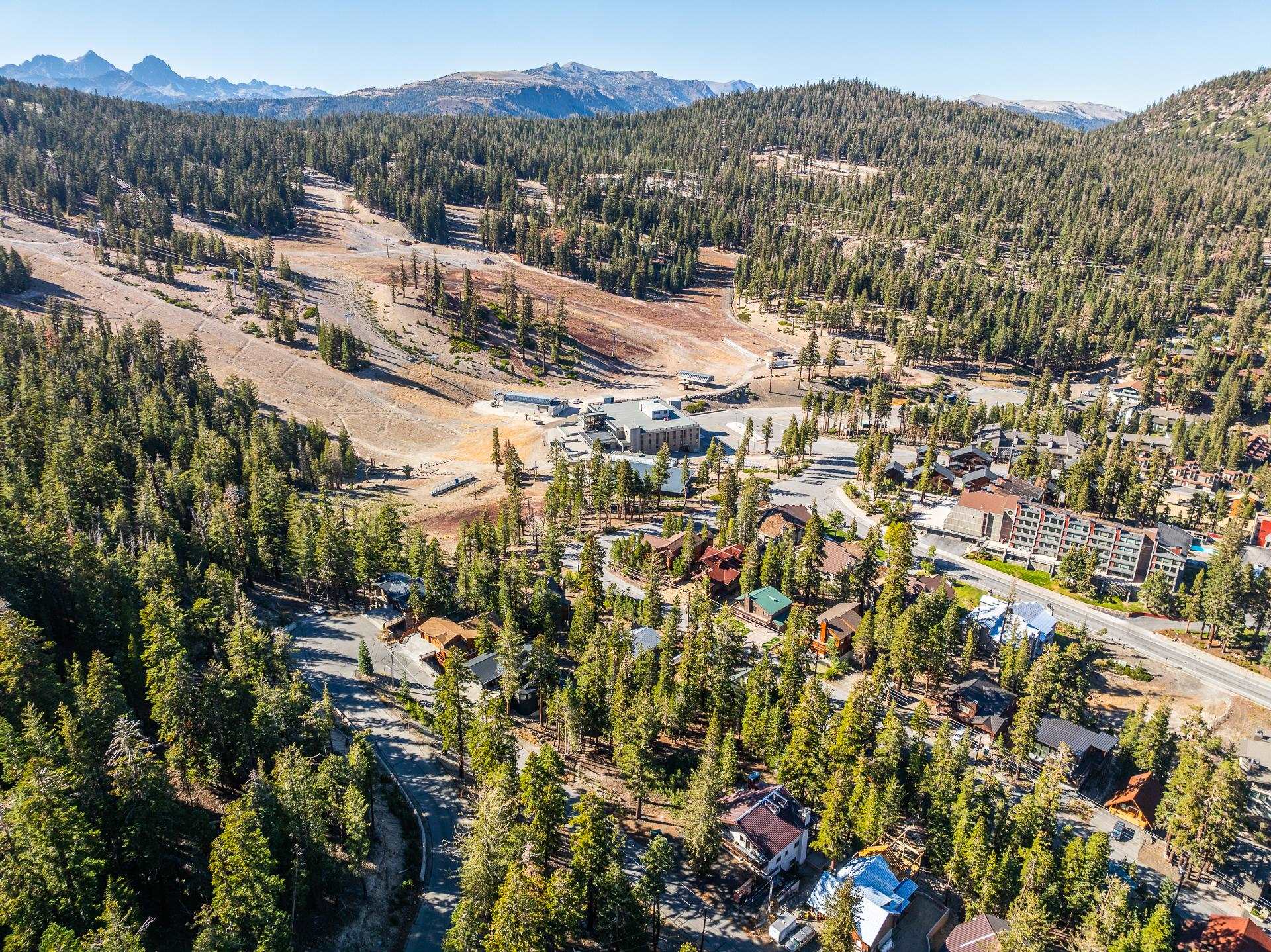 464 John Muir Road Mammoth Lakes, CA 93546 - Photo 3 of 27 a view of a city