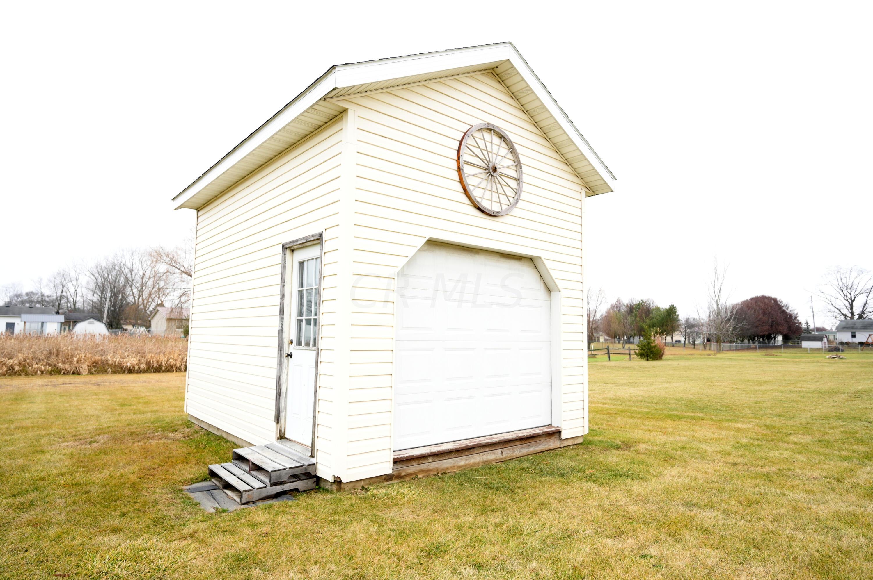 2515 Pole Lane Road Marion, OH 43302 - Photo 34 of 35 Extra Tall Shed Side Door