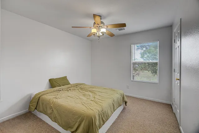 $320,000 | 18419 Fir Hollow Circle, Humble, TX 77346