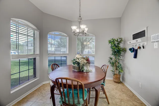 $320,000 | 18419 Fir Hollow Circle, Humble, TX 77346