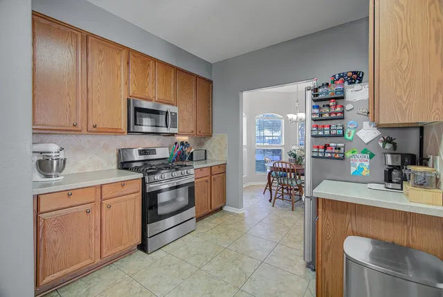 $320,000 | 18419 Fir Hollow Circle, Humble, TX 77346