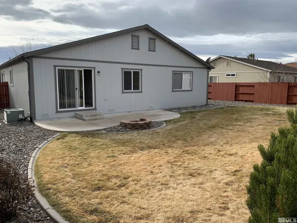 $2,075 | 17725 Davenport Lane, Reno, NV 89508