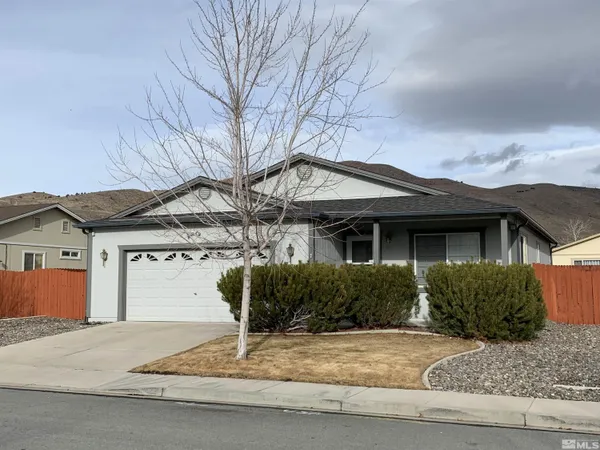 $2,075 | 17725 Davenport Lane, Reno, NV 89508