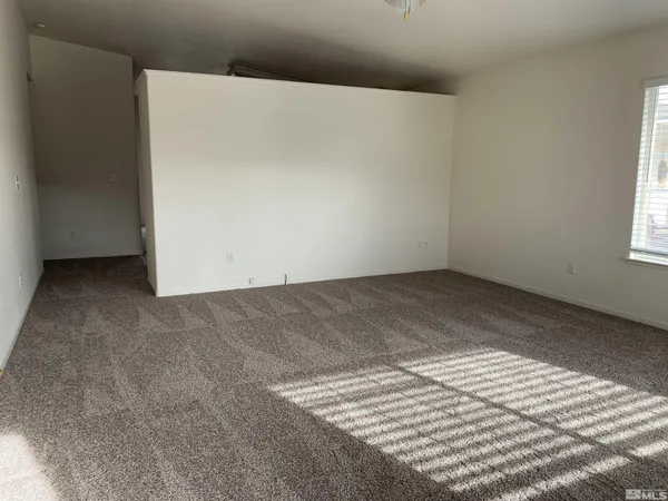 $2,075 | 17725 Davenport Lane, Reno, NV 89508