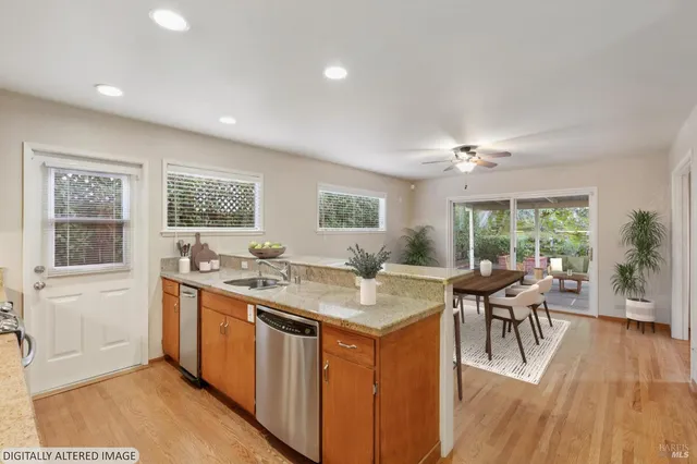 $975,000 | 561 Olive Avenue, Novato, CA 94945
