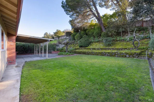 $975,000 | 561 Olive Avenue, Novato, CA 94945