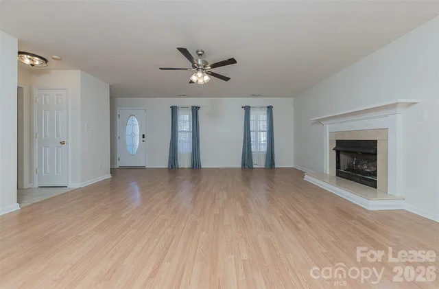 $2,000 | 110 Mendover Drive, Jacksonville, NC 28546