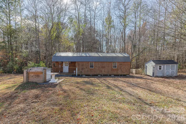 $2,000 | 110 Mendover Drive, Jacksonville, NC 28546