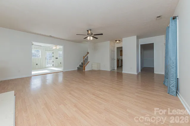 $2,000 | 110 Mendover Drive, Jacksonville, NC 28546