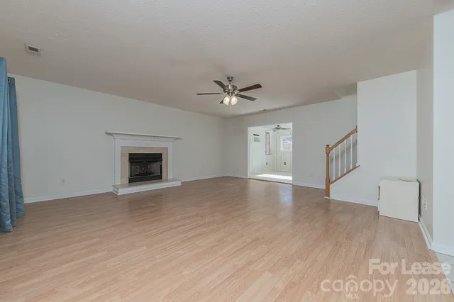 $2,000 | 110 Mendover Drive, Jacksonville, NC 28546