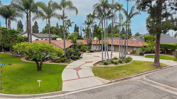 $3,150,000 | 900 Paloma Place, Fullerton, CA 92835