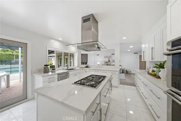 $3,150,000 | 900 Paloma Place, Fullerton, CA 92835