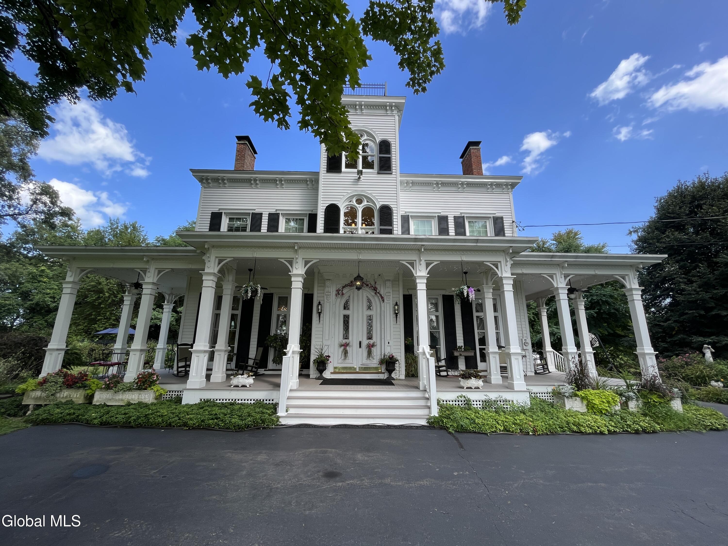 1110RiverRd