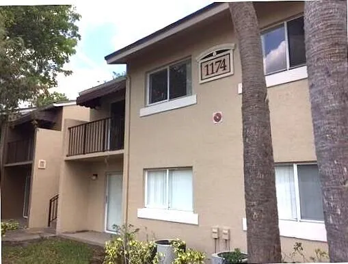 $1,515 | 1174 Lake Terry Drive, Unit J, West Palm Beach, FL 33411