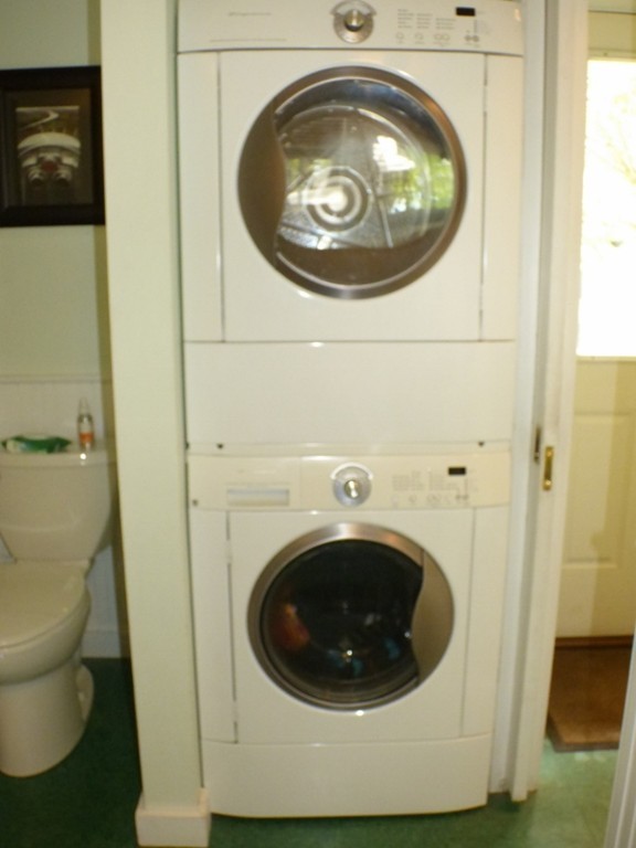 11 Raingley Road Greenfield, MA 01301 - Photo 16 of 23 Gallery Image 16