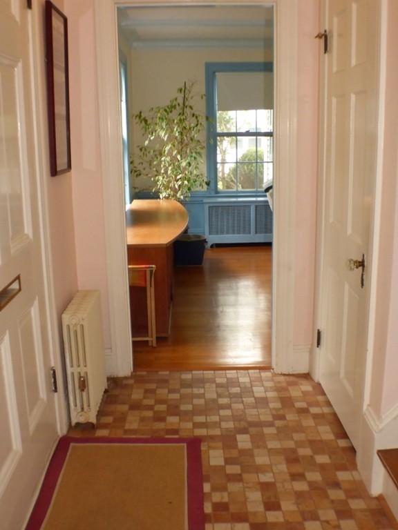 11 Raingley Road Greenfield, MA 01301 - Photo 9 of 23 Gallery Image 9