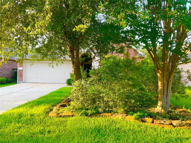 $2,900 | 6 Dragon Hill Place, The Woodlands, TX 77381