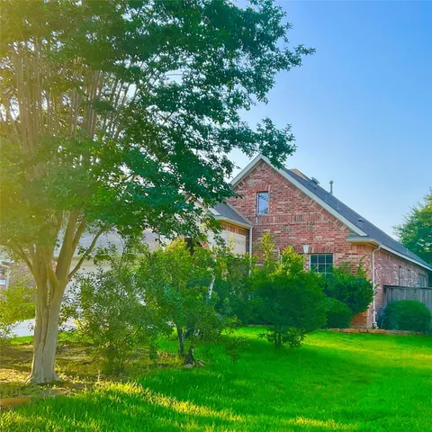 $2,900 | 6 Dragon Hill Place, The Woodlands, TX 77381