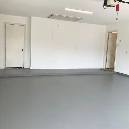 $2,800 | 6 Dragon Hill Place, The Woodlands, TX 77381