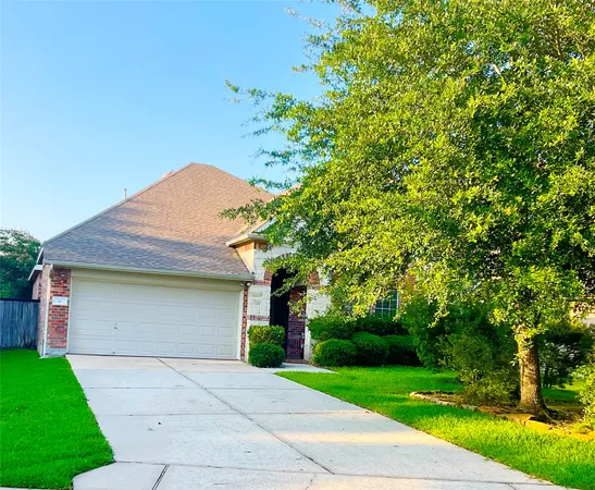 $2,800 | 6 Dragon Hill Place, The Woodlands, TX 77381