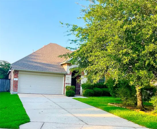 $2,800 | 6 Dragon Hill Place, The Woodlands, TX 77381