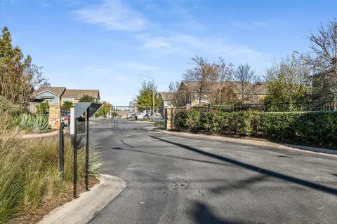 $350,000 | 516 East Slaughter Lane, Unit 604, Austin, TX 78744