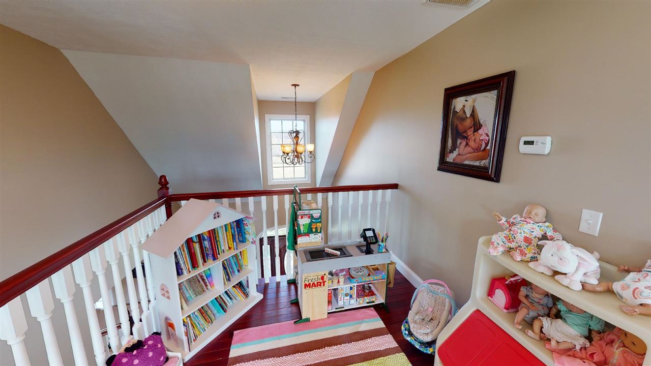 4883 Green Valley Road Huntington, WV 25701 - Photo 17 of 31 Gallery Image 17