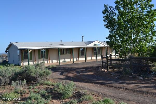 735 2300 North Snowflake, AZ 85937 - Photo 55 of 59 a front view of a house with garden
