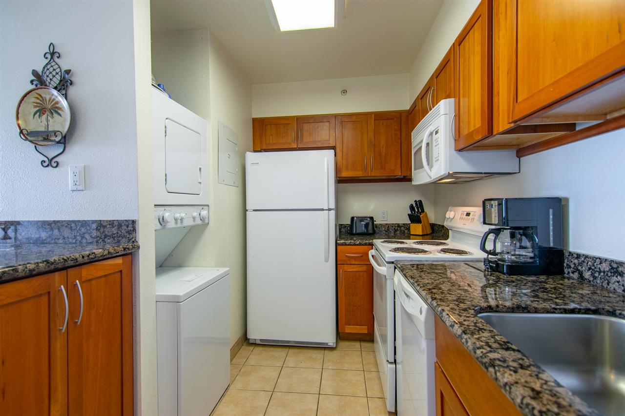 4327 Lower Honoapiilani Road, Unit 109 Lahaina, HI 96761 - Photo 10 of 22 Gallery Image 10