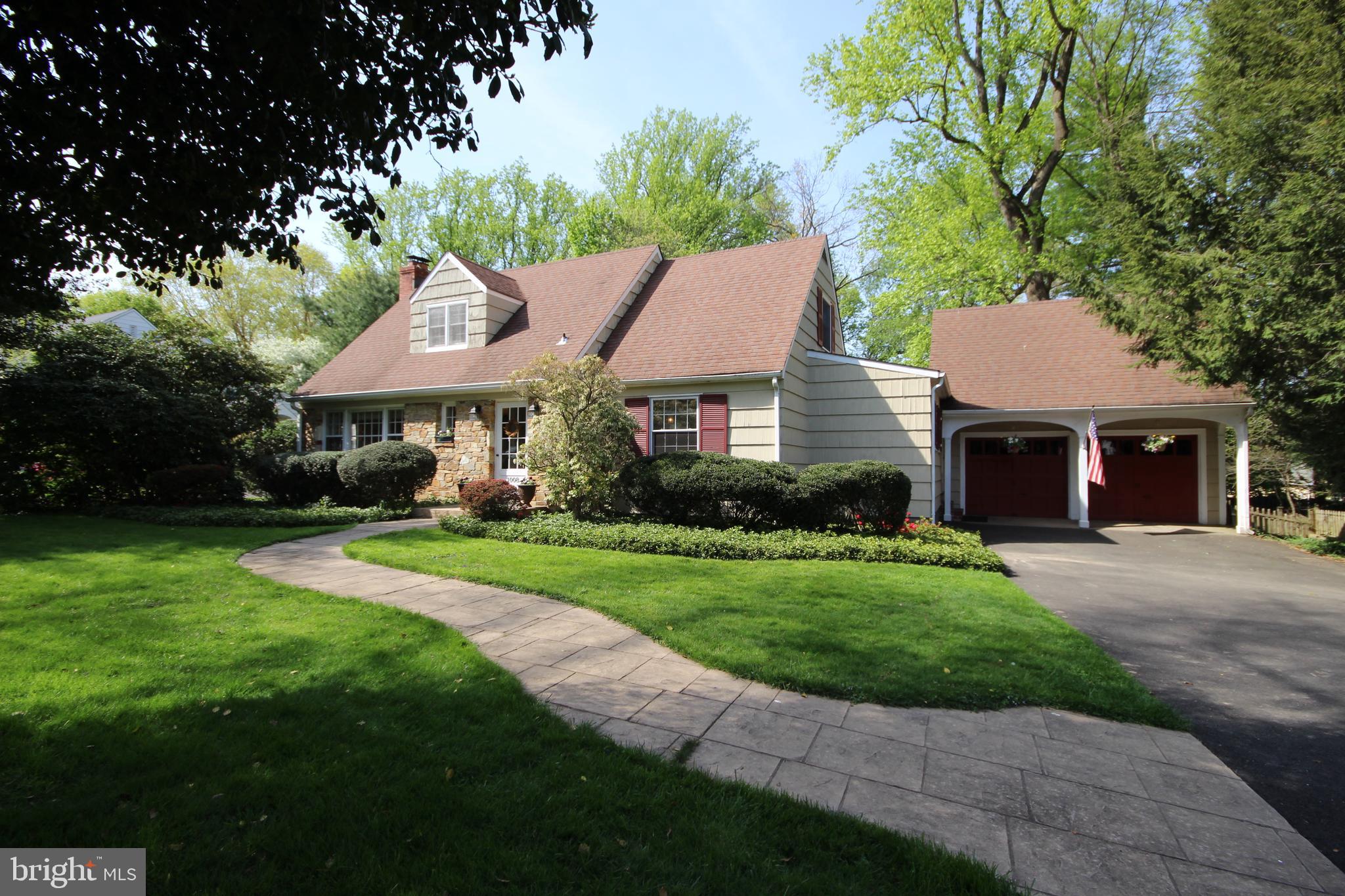 1008 Evergreen Road Yardley, PA 19067 - Photo 4 of 74 2- car att garage w/interior access & loft storage