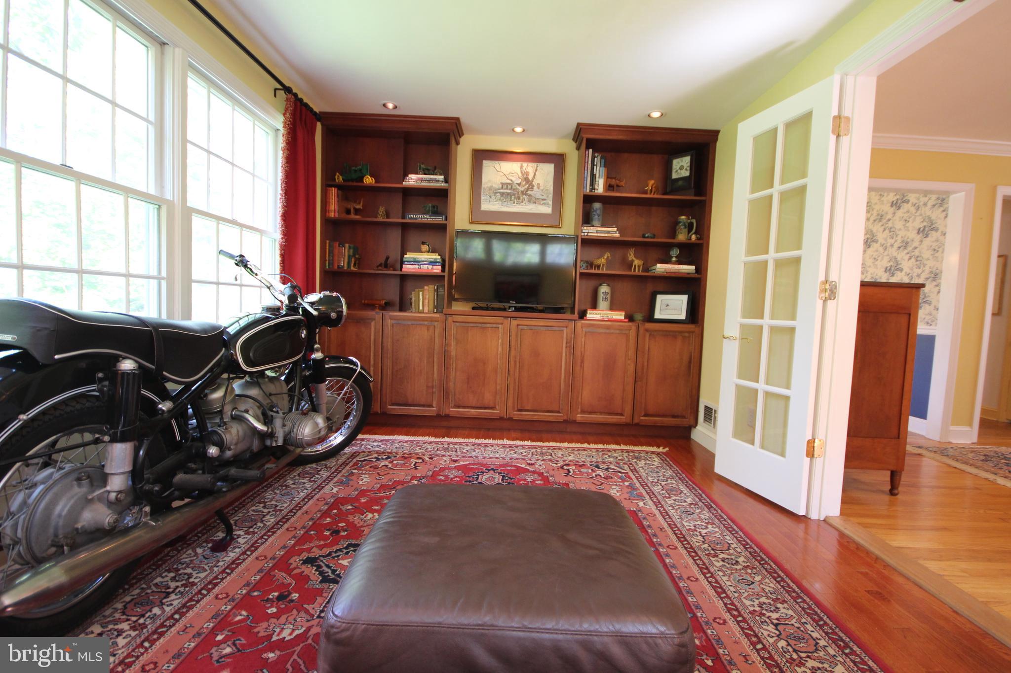 1008 Evergreen Road Yardley, PA 19067 - Photo 32 of 74 view