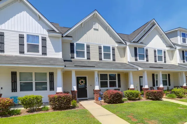 $304,900 | 315 Flyway Road, Goose Creek, SC 29445